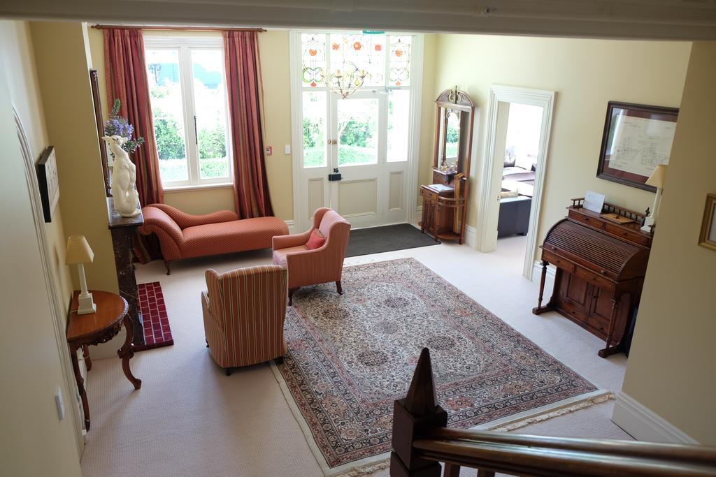 Oinako Bed & Breakfast Akaroa Bagian luar foto